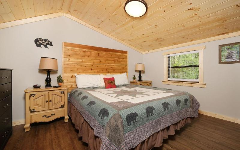 Over the Top - Pets Welcome Mountain Views Hot Tub Wood-burning Fireplace - image 18