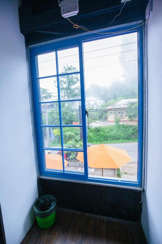 Hangover Hostels Ella - image 12