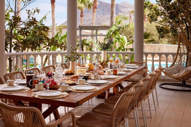 Luxury White House - Family Villa Near the Sea - image 11