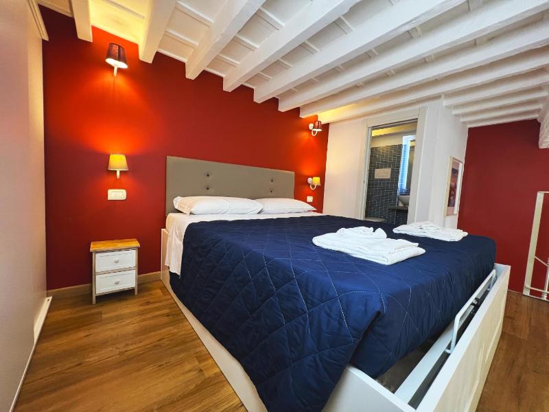 LOFT IN FLORENCE - image 2
