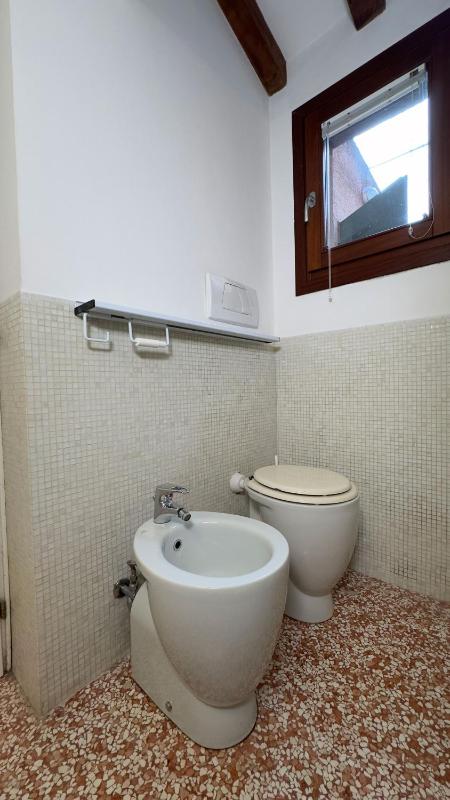 Dorsoduro One-Bedroom Apartment image 4