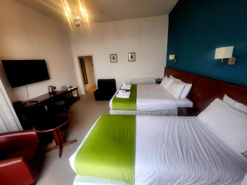 Keppels Head Hotel - image 15
