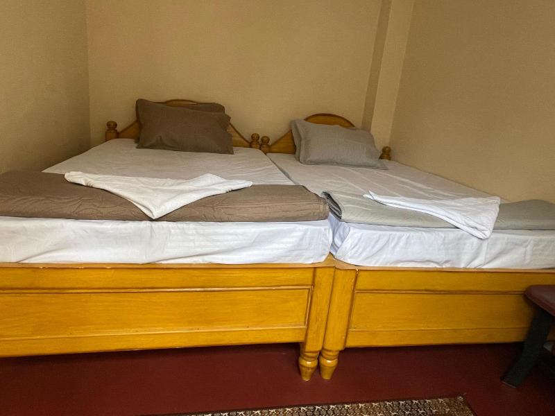 Keeon Private Room Back - image 7