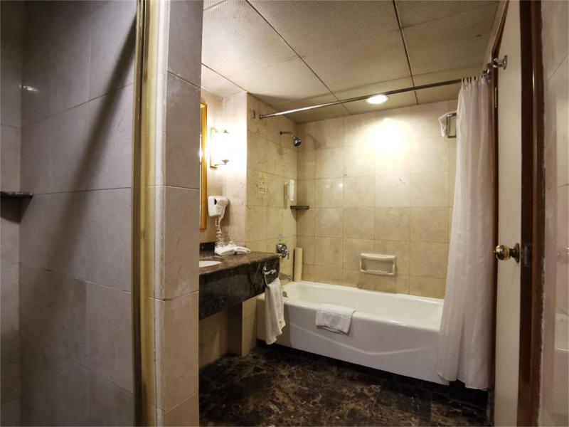 Qingdao Oceanwide Elite Hotel - image 46
