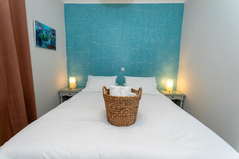 Double Room image 3
