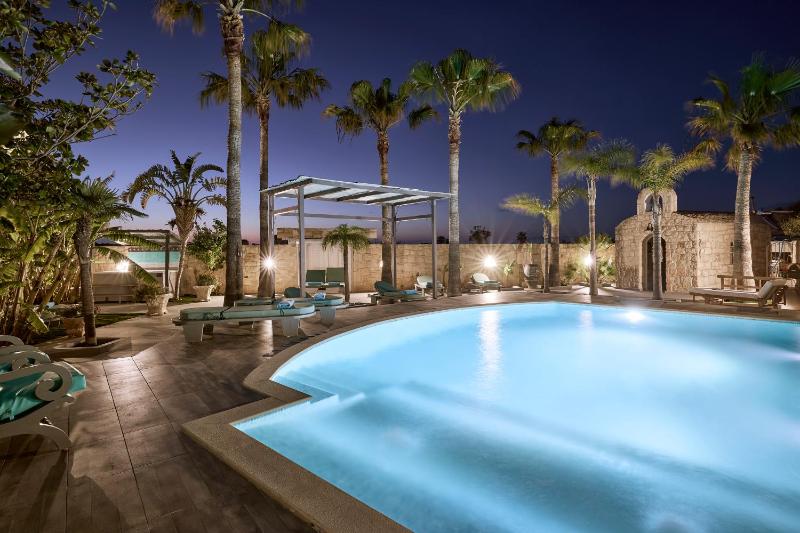 Luxury White House - Family Villa Near the Sea - image 20