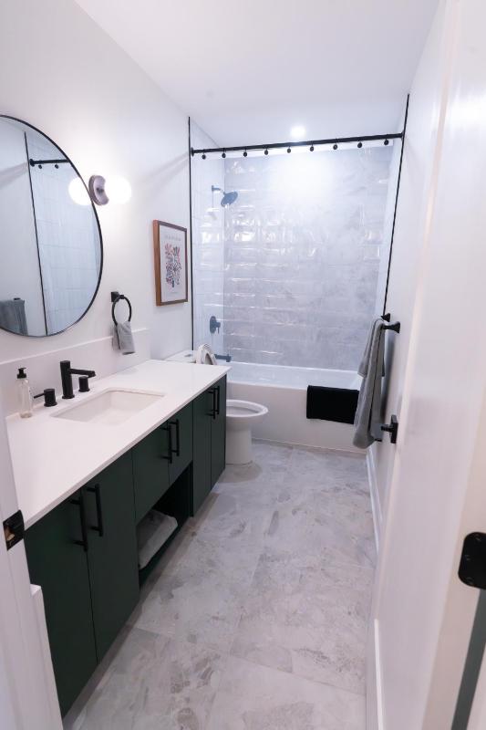 Capital Apartments - image 3