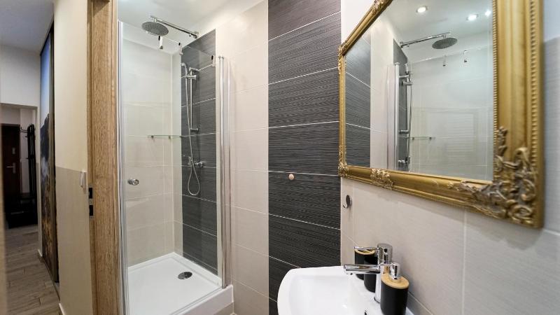 Apartamenty EverySky - Karkonoska 30 - image 6