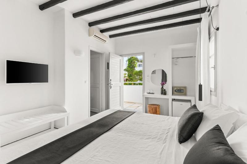 Double Inland or Garden View image 4