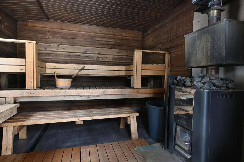 Holiday Cabin Aurora River inc Wilderness Sauna - image 16