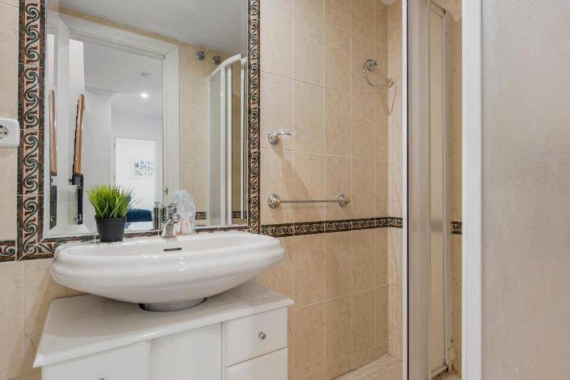 Duplex in Puerto Banus by Costarentals - Ref M40 - image 6