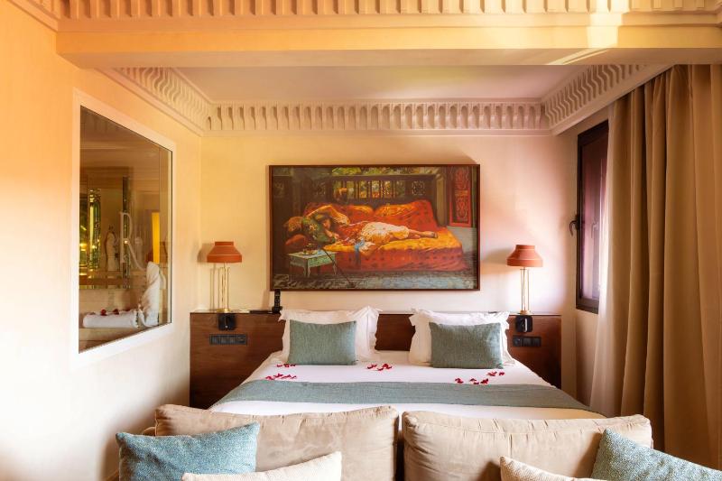 Double Room with Medina View image 2