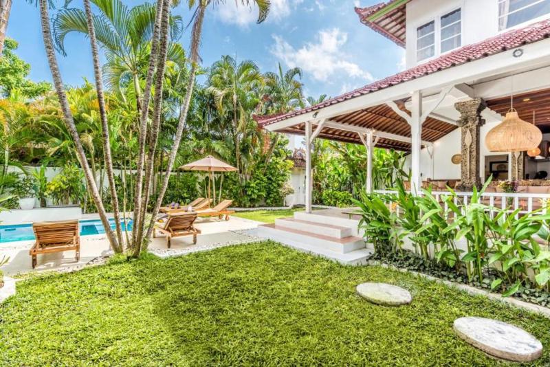 Villa Berlin - Private 6 BDR Villa in Seminyak with Pool and Garden - image 24