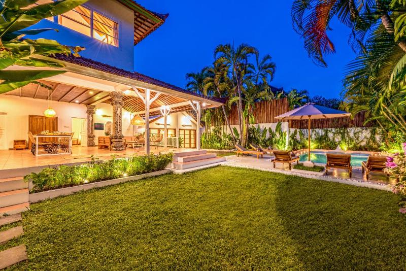 Villa Berlin - Private 6 BDR Villa in Seminyak with Pool and Garden - image 23