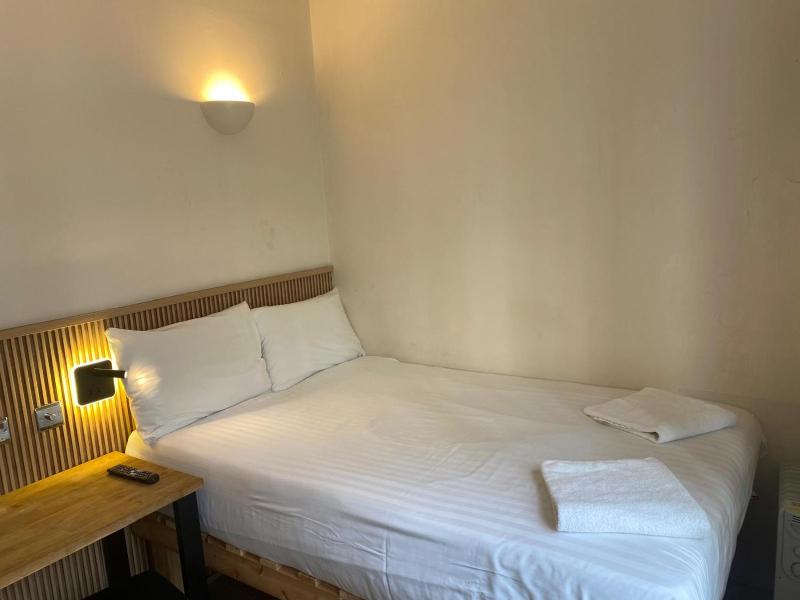 En Suite Double Room image 4