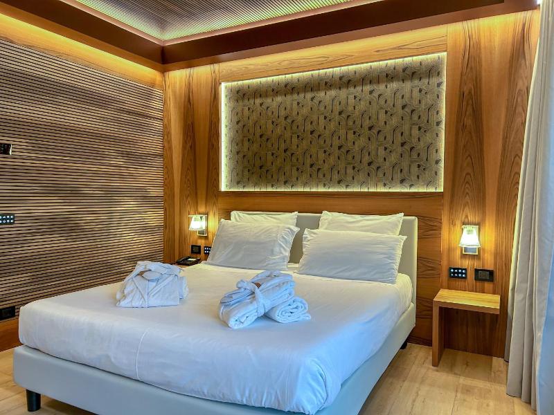 Alevic Hotel Sirmione - image 12