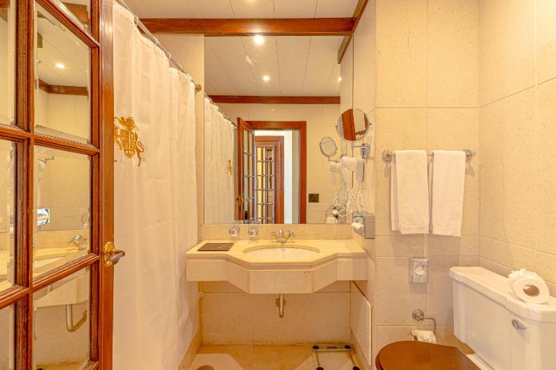 Hotel Inglaterra - Charme & Boutique - image 3