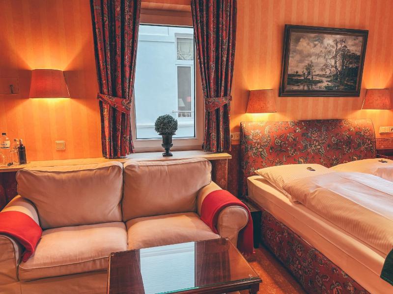 Triple Room image 4