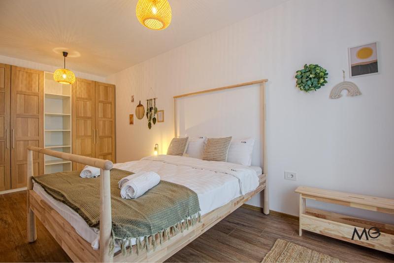 Mo Host Nest - image 5