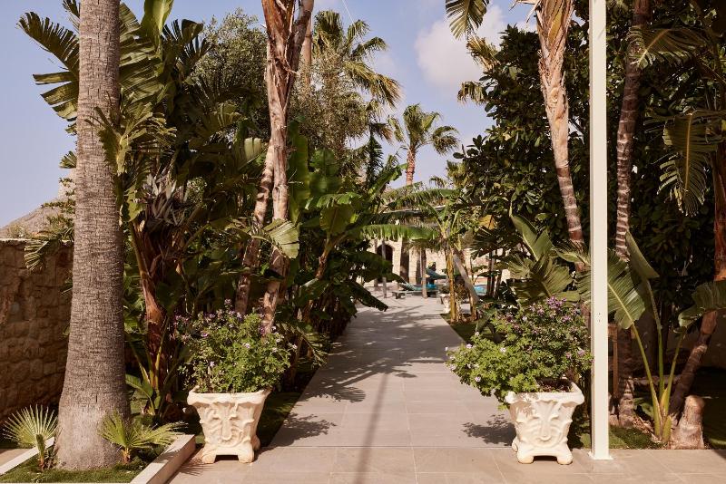 Luxury White House - Family Villa Near the Sea - image 8