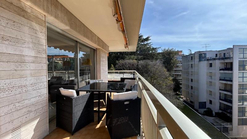 A083 - Modern & Bright apt - Cannes center - image 25