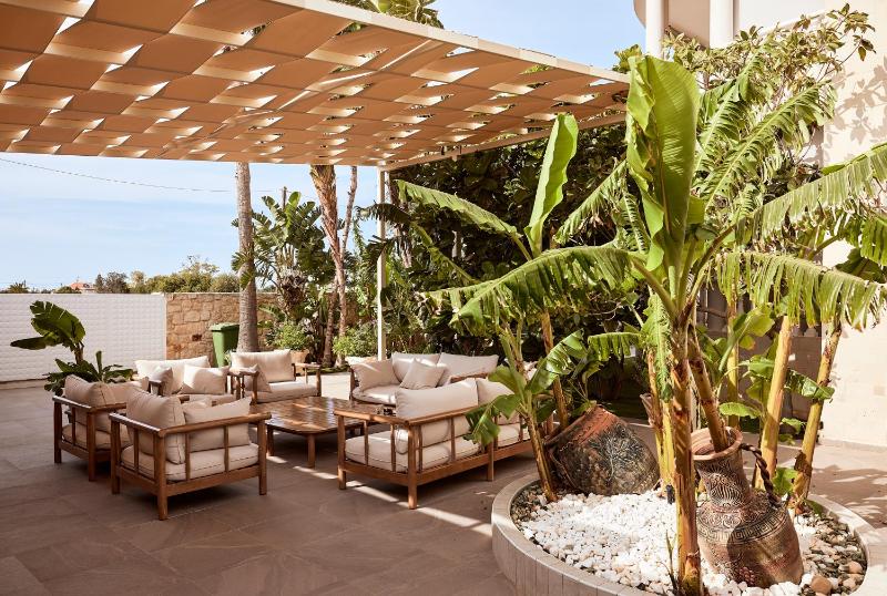 Luxury White House - Family Villa Near the Sea - image 14
