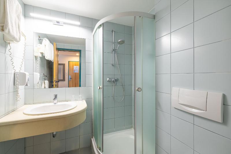 Single Room image 1