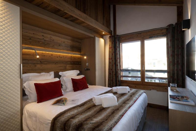 Three-bedroom Apartment for 8 people With Spa Access image 4