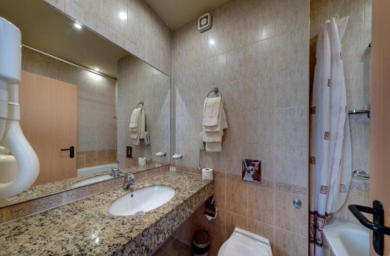 Hotel Avenue - image 49