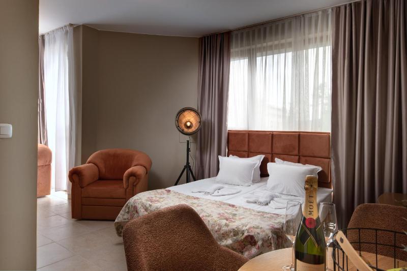 Hotel Avenue - image 25