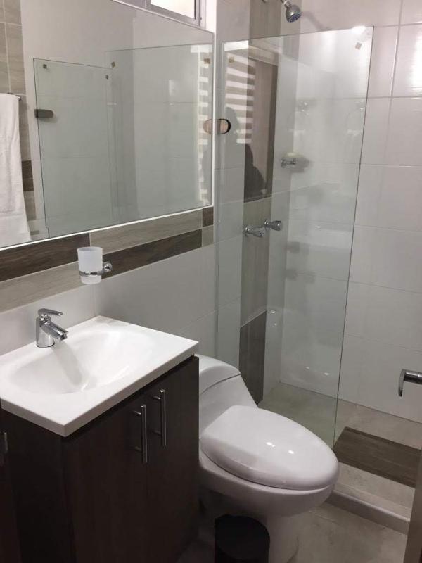 805-3 Depa al sur elevador parqueo aa balcon pool - image 3
