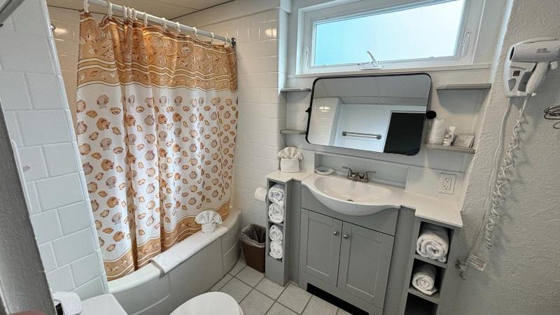 Standard Double Room (2 Adults + 2 Children) image 3