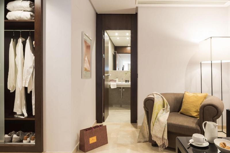 Superior Double or Twin Room image 2