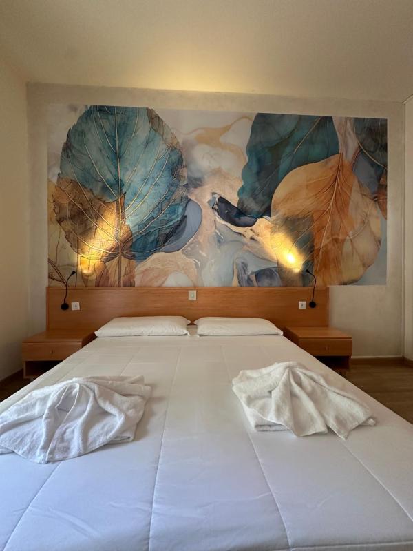 Double or Twin Room with Balcony image 1