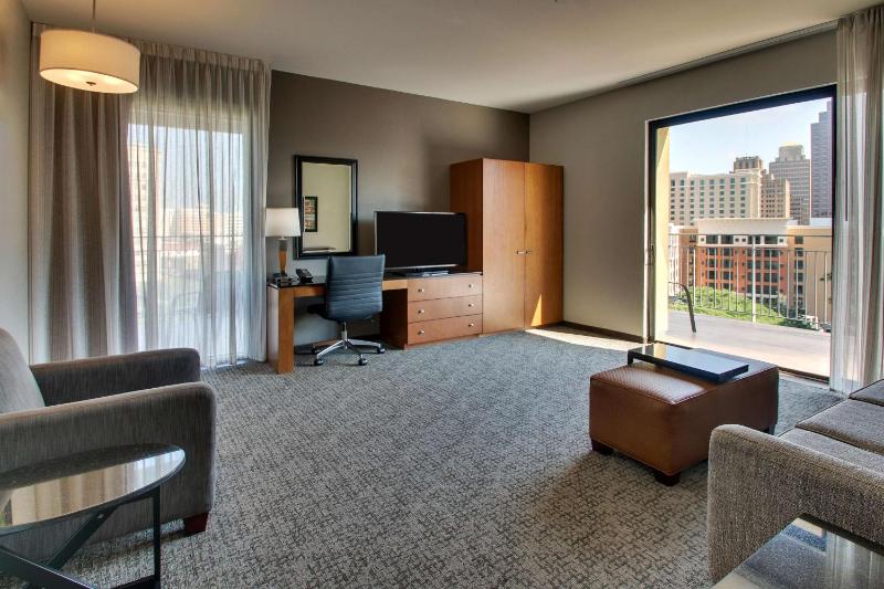 Drury Plaza Hotel San Antonio Riverwalk - image 13