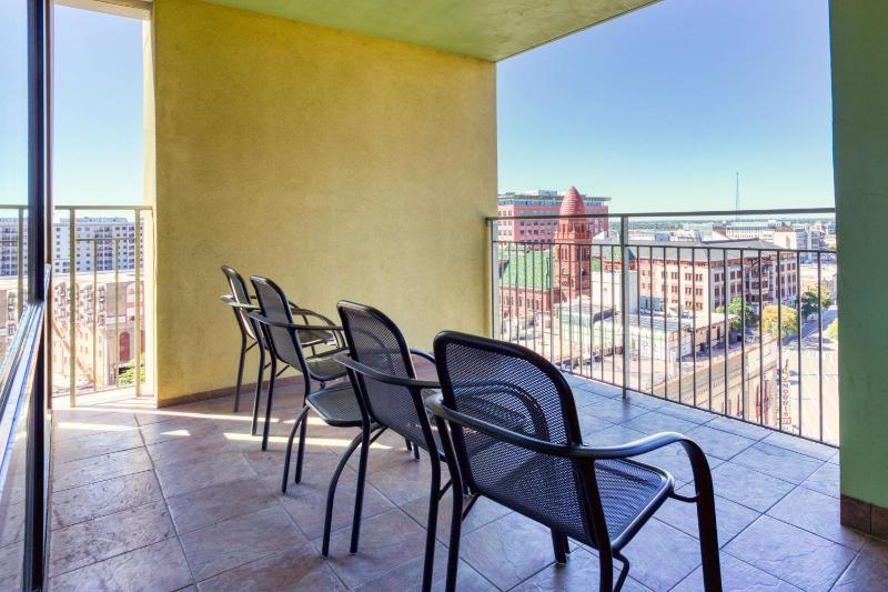 Drury Plaza Hotel San Antonio Riverwalk - image 25