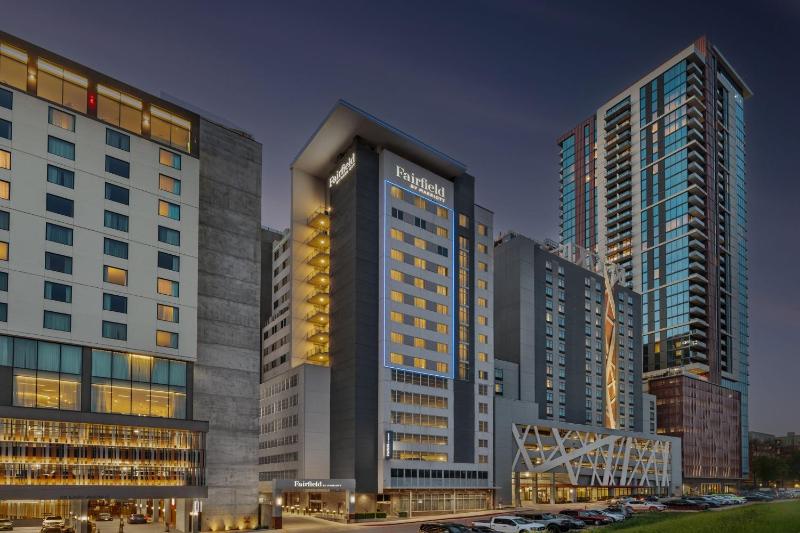 Fairfield by Marriott Inn & Suites Austin Downtown - image 1