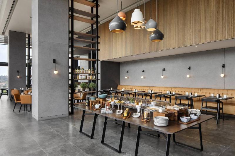 Marriott Executive Apartments Johannesburg Melrose Arch - image 6