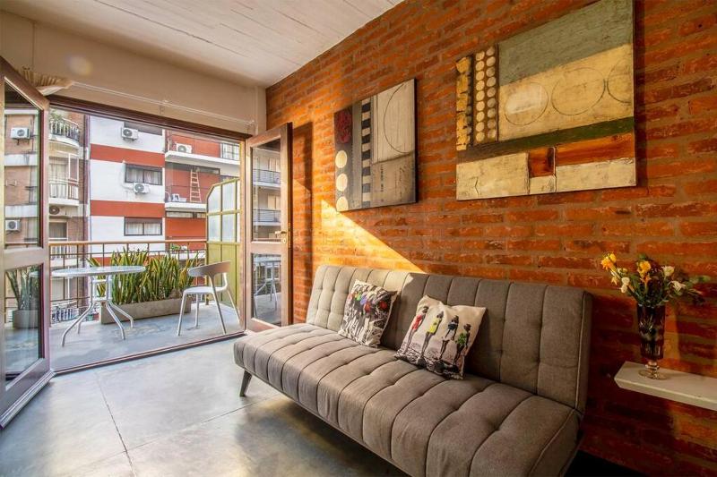 Splendid loft with suite and second room with services - image 13