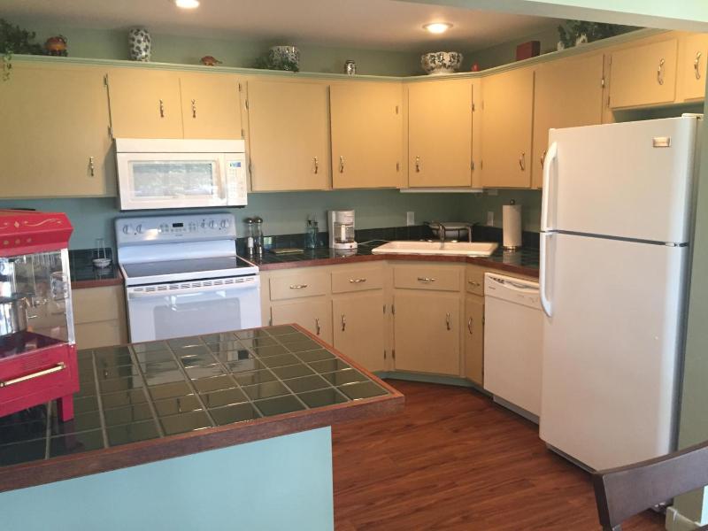 Four-Bedroom House image 3
