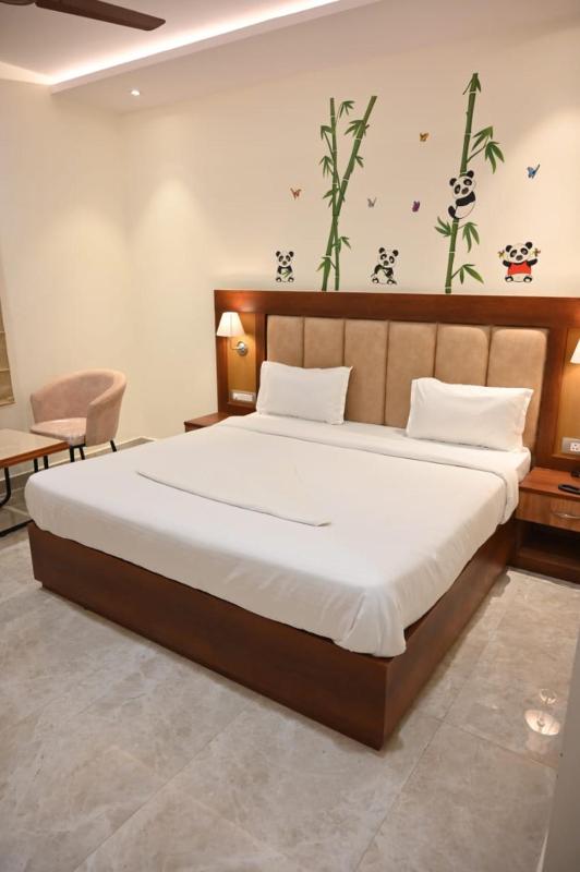 Hotel Heaven Grand Images