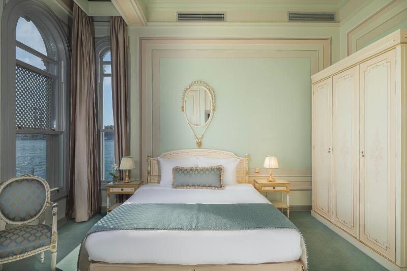 Superior Double Room Bosphorus View image 1
