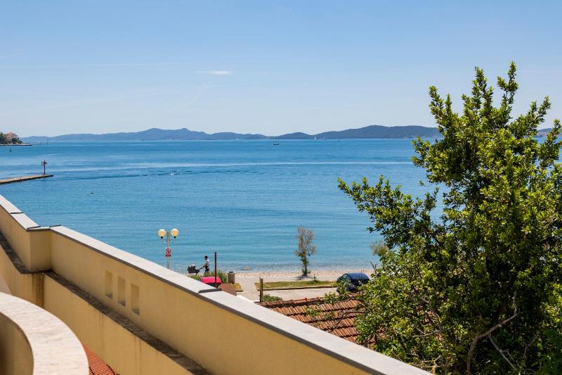Double Room with Balcony - Sea Side image 3