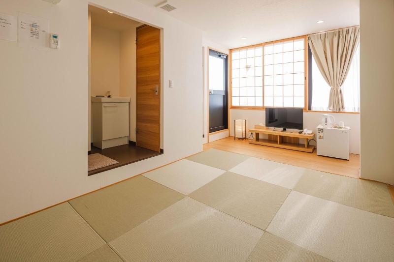 Miro Hotel Momodanikoen-mae - image 14