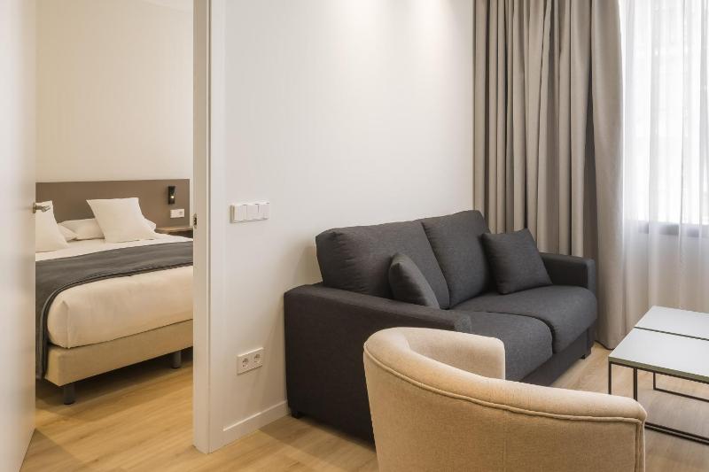 Mon Suites Jardín de Ayora - image 5