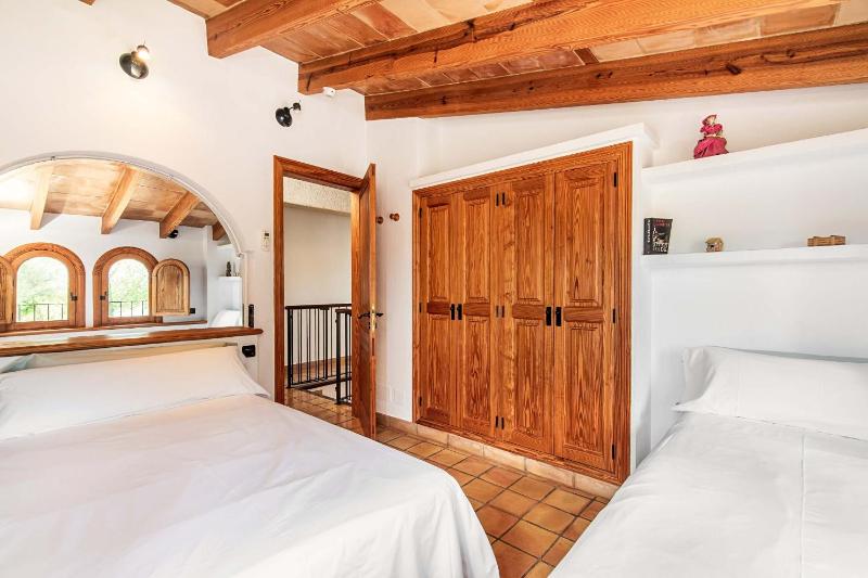 Villa Cal Moliner by Sealand Villas - image 24