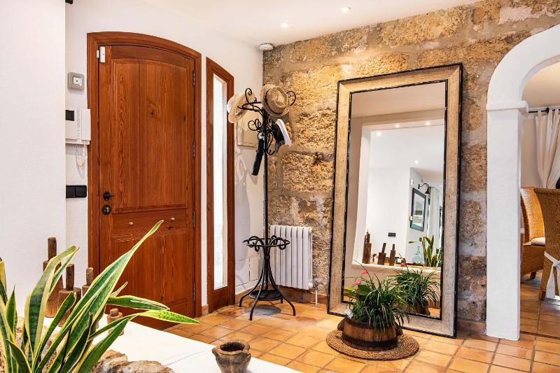Villa Cal Moliner by Sealand Villas - image 35