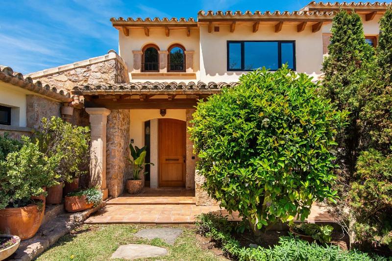 Villa Cal Moliner by Sealand Villas - image 20