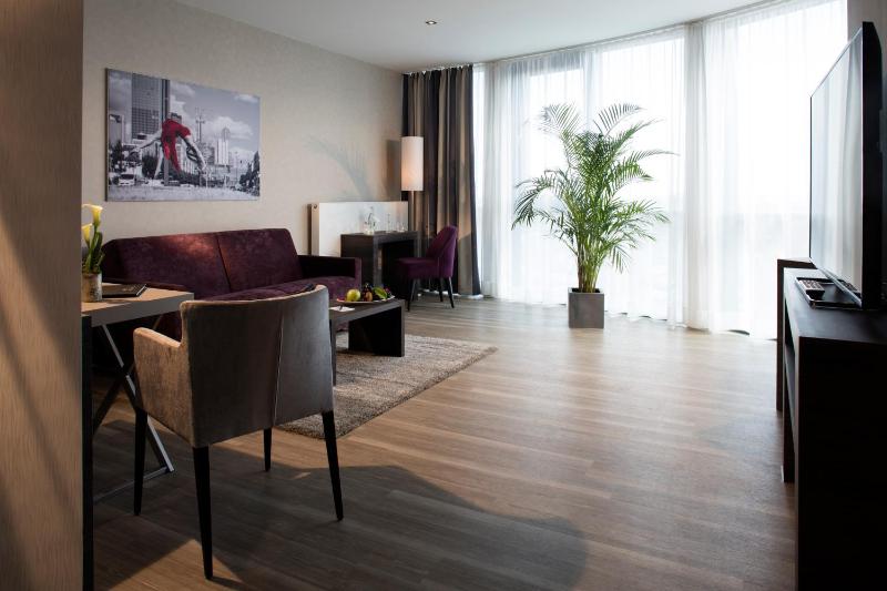 Panorama Suite image 2