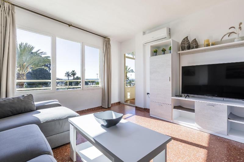 A&N Beachfront Terrace Living Torre del Mar - image 7
